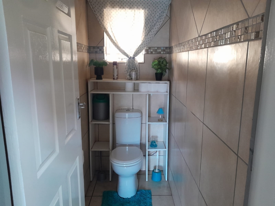 3 Bedroom Property for Sale in Oos Einde North West
